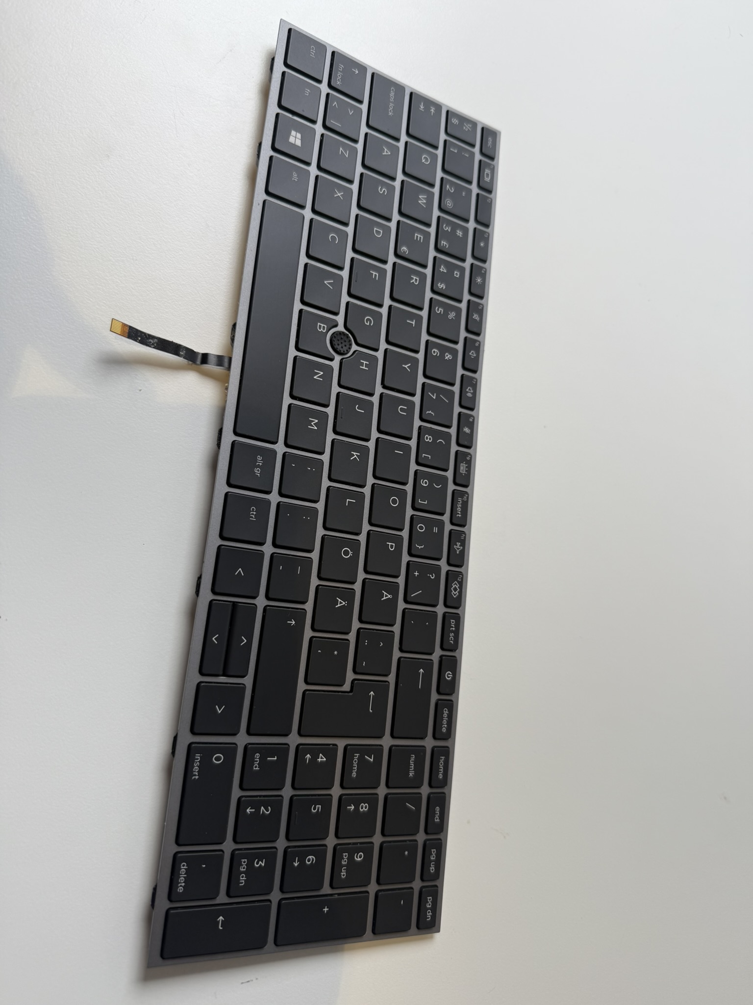Begagnat Original HP ZBook Fury 15 G7 Tangentbord Nordisk Svenska/Finska M17094-B71 L97967-B71