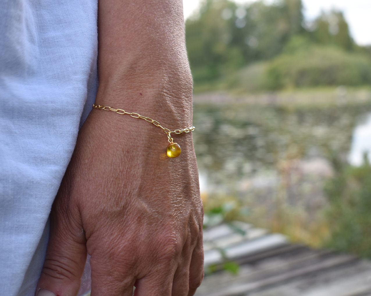 UDDEN HONUNG - armband i gult guldpläterat