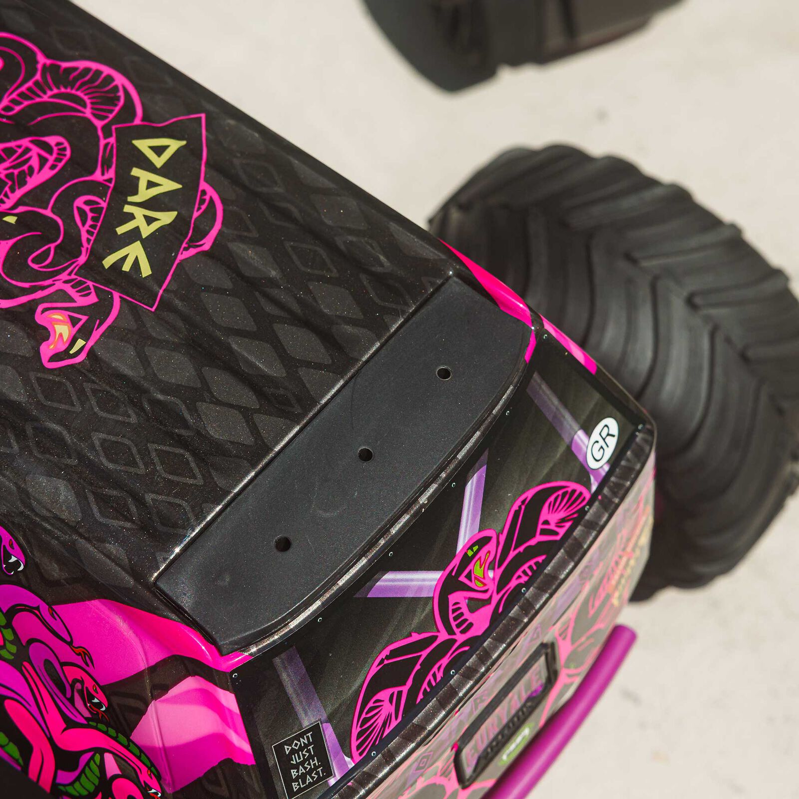Arrma ARA3230ST4 1/10 GORGON 2WD RTR Brushed Monster Truck (Battery & Charger Included), Purple - 9