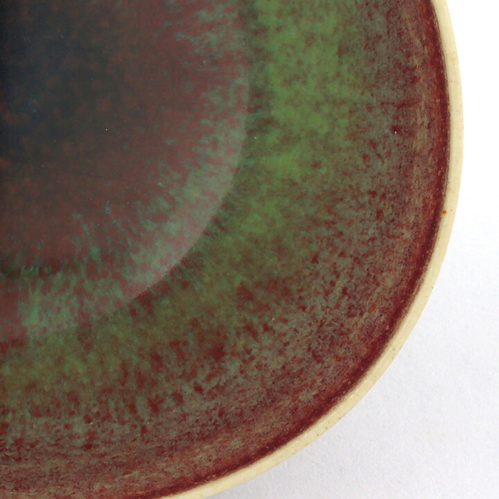 Berndt Friberg (1955) Unique TriangularOxblood/Celadon Bowl 6 cm