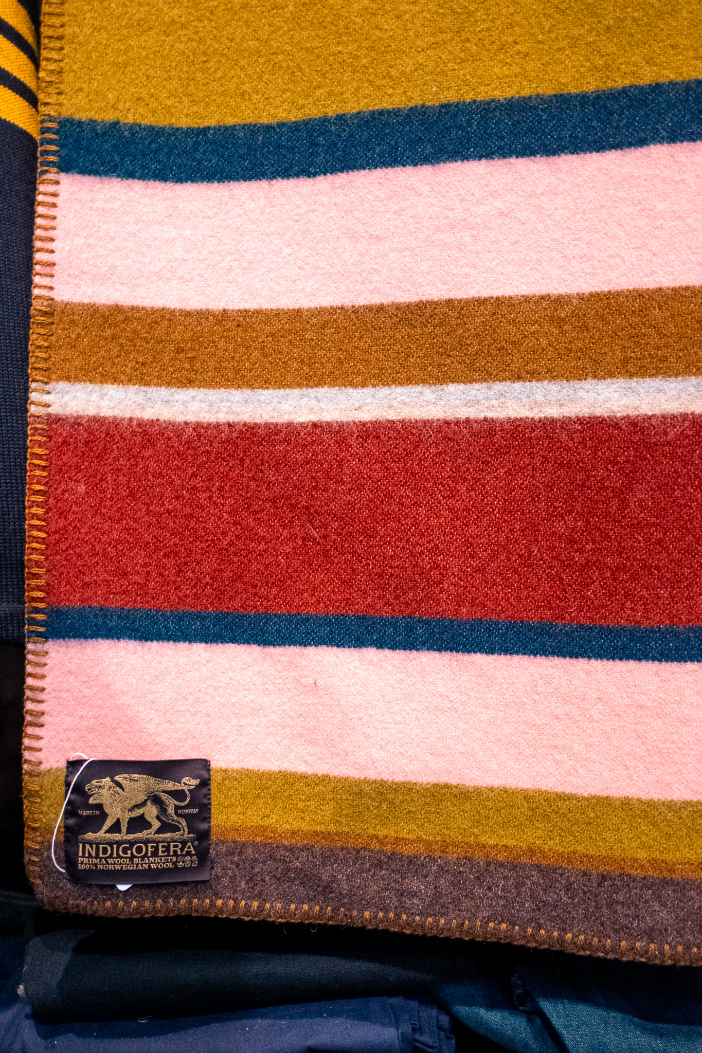 Indigofera - Catskill Pure Wool Blanket - 4