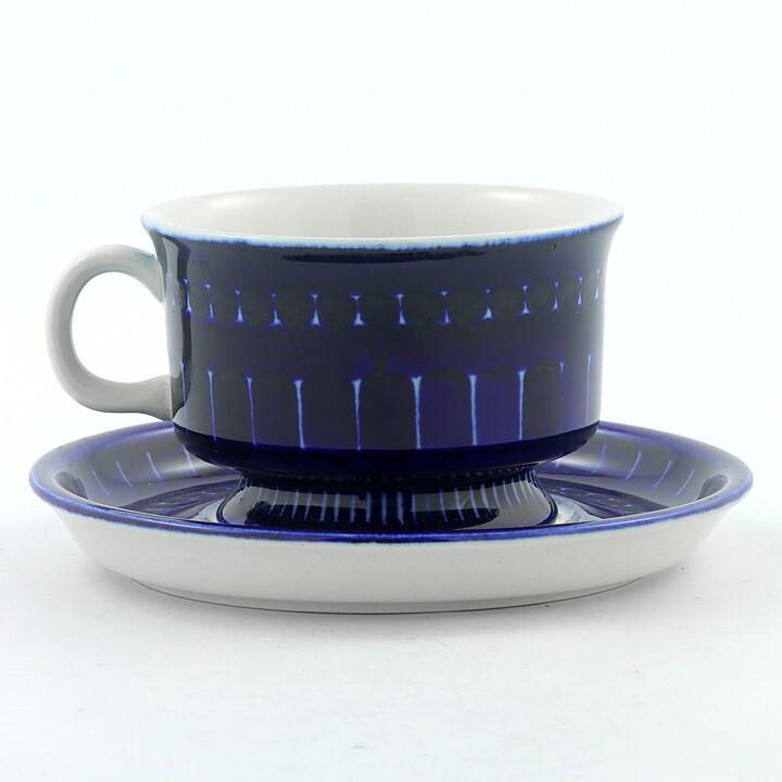 Ulla Procopé (Valencia 1960) Coffee Cup with with Blue Decor 9 cm (5)