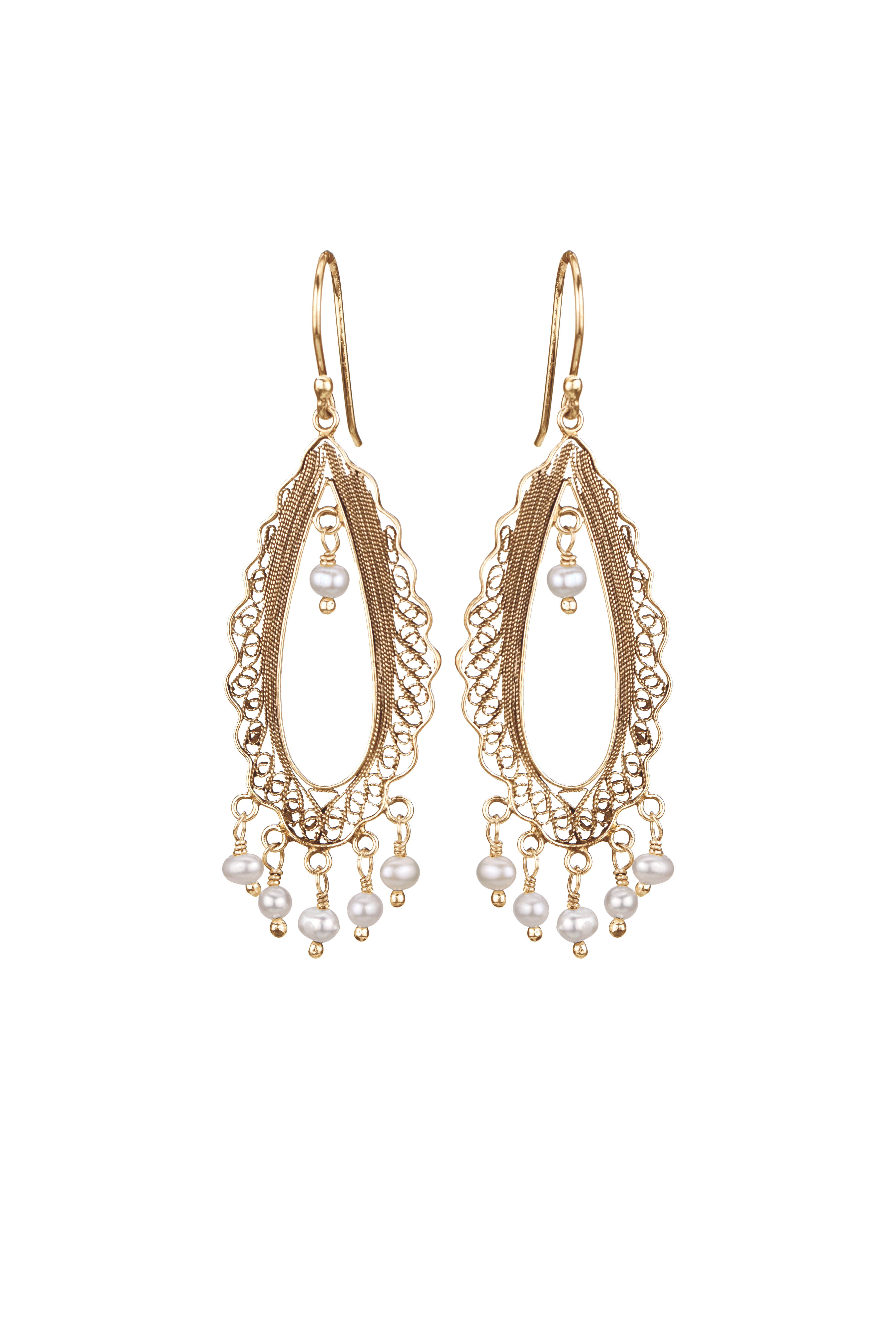 HANG LONG OVAL PETAL EARRING W. TINY PEARLS