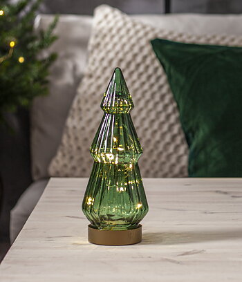 Gran i grönt glas med belysning 24 cm - batteri