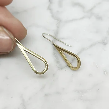 Silver earring H2O brass