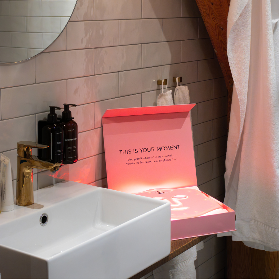 ModelLight LED Therapy Face Mask - 11