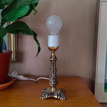 Lampfot i mässing