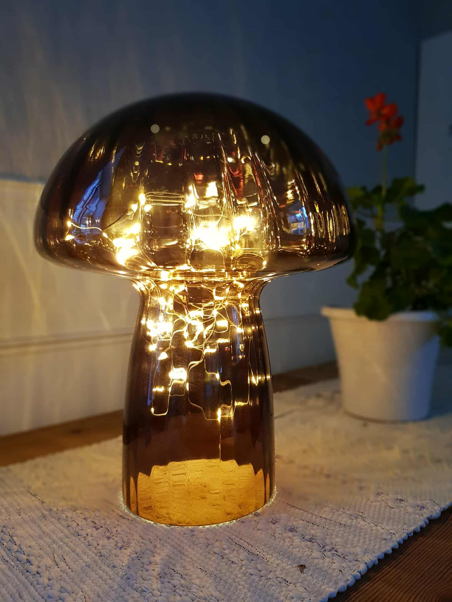 Bordslampa Svamp Rödbrun 34,5cm