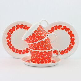 Stig Lindberg (Balett 1967) Three Plastic Cups with Red Flower Decor (1)