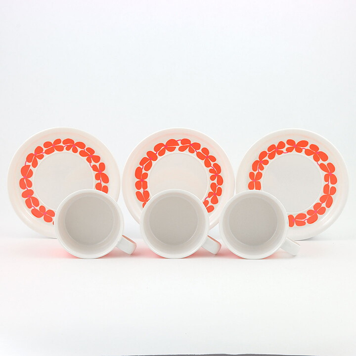 Stig Lindberg (Balett 1967) Three Plastic Cups with Red Flower Decor (2)