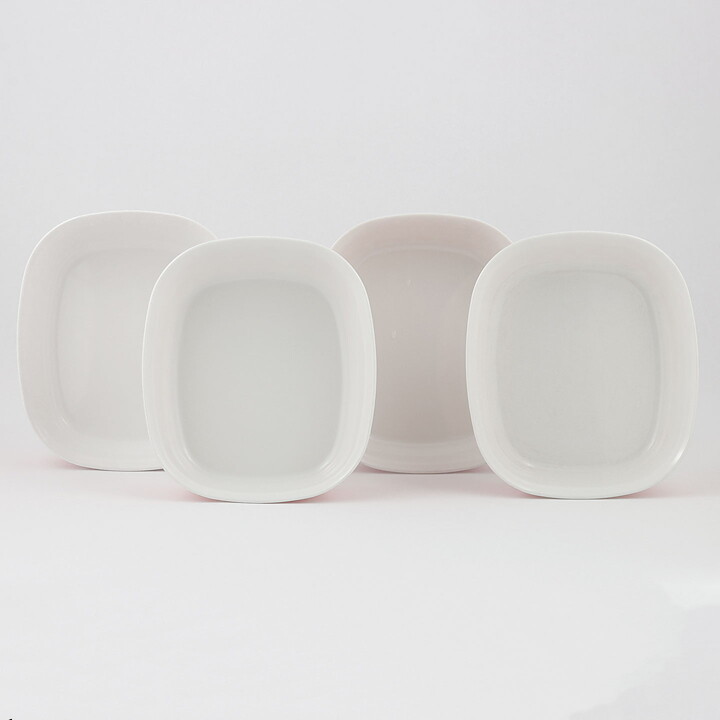 Stig Lindberg (Balett 1967) Four Plastic Bowls with Red Flower Decor 17 cm