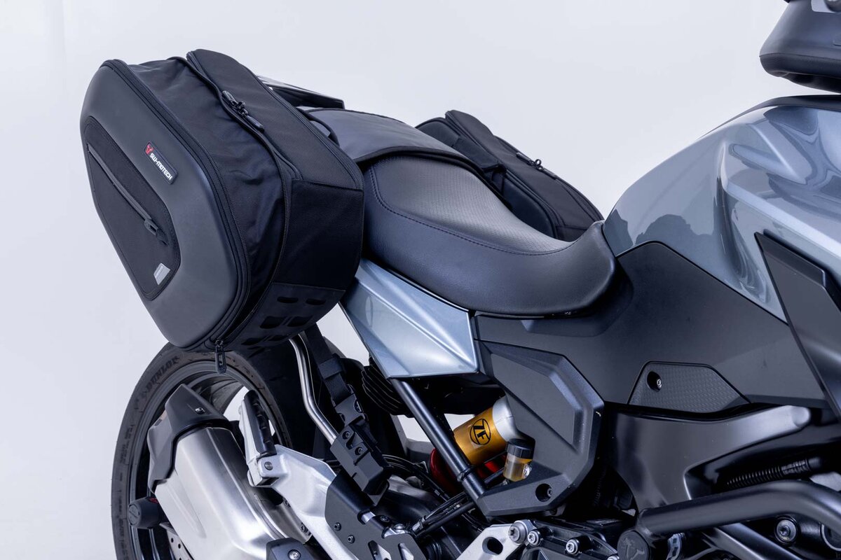 BMW F900R 2020-2024 - 6