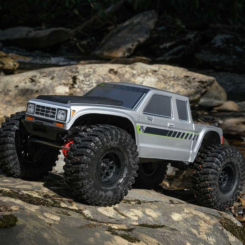 AXIAL 1/10 SCX10 III Coyote 4X4 RTR Brushed Rock Crawler, Silver - 7