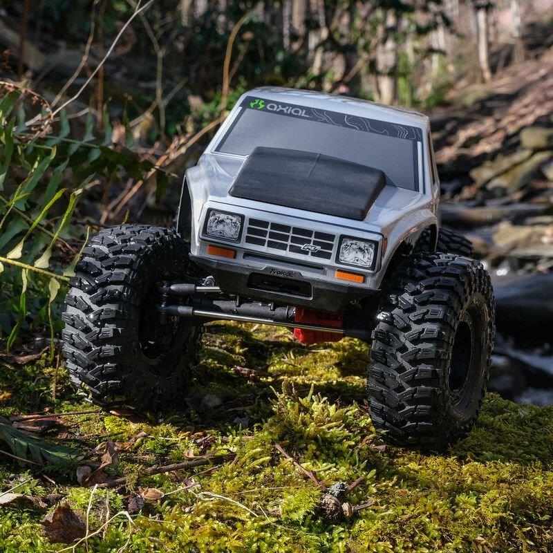 AXIAL 1/10 SCX10 III Coyote 4X4 RTR Brushed Rock Crawler, Silver - 4