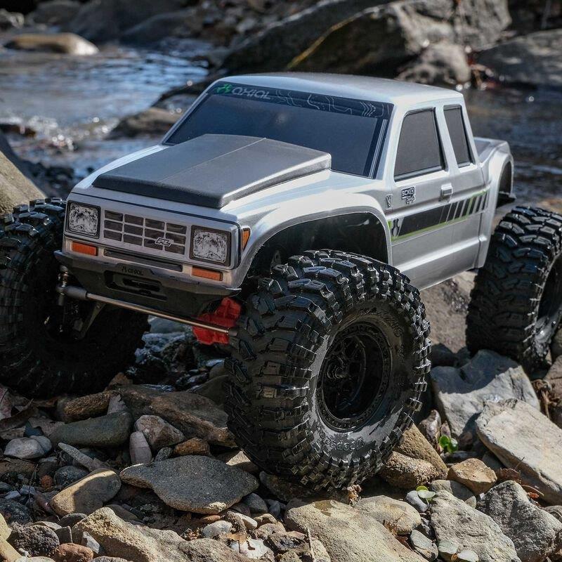 AXIAL 1/10 SCX10 III Coyote 4X4 RTR Brushed Rock Crawler, Silver - 6