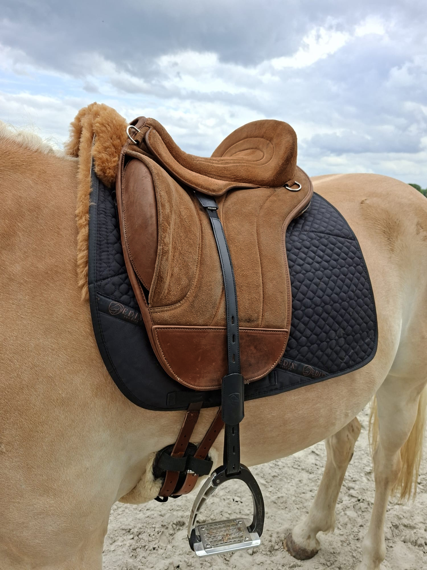 EDIX® Union, ridpad / barbackasadel, mocka, Nougat - 2