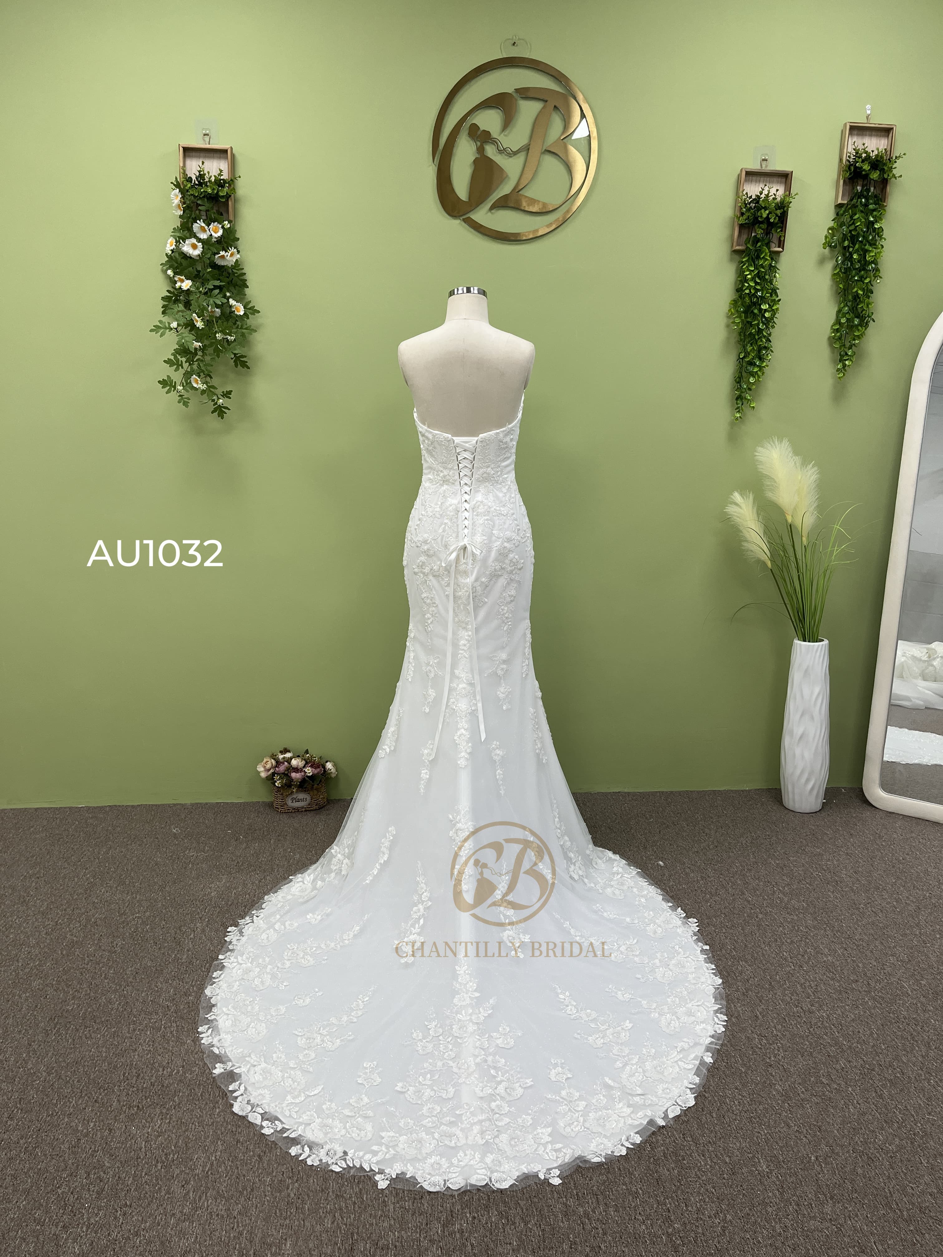 Chantilly Bridal  AU1032 - 4