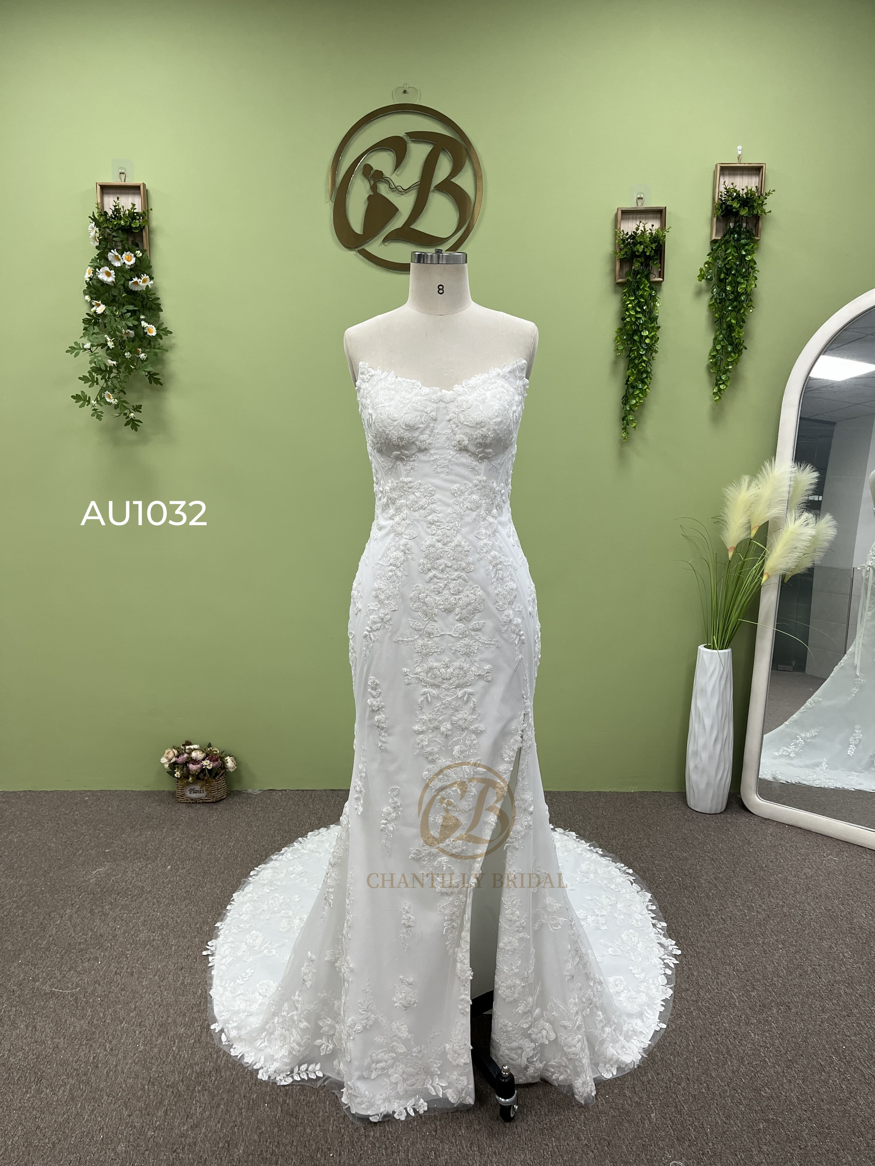 Chantilly Bridal  AU1032 - 2
