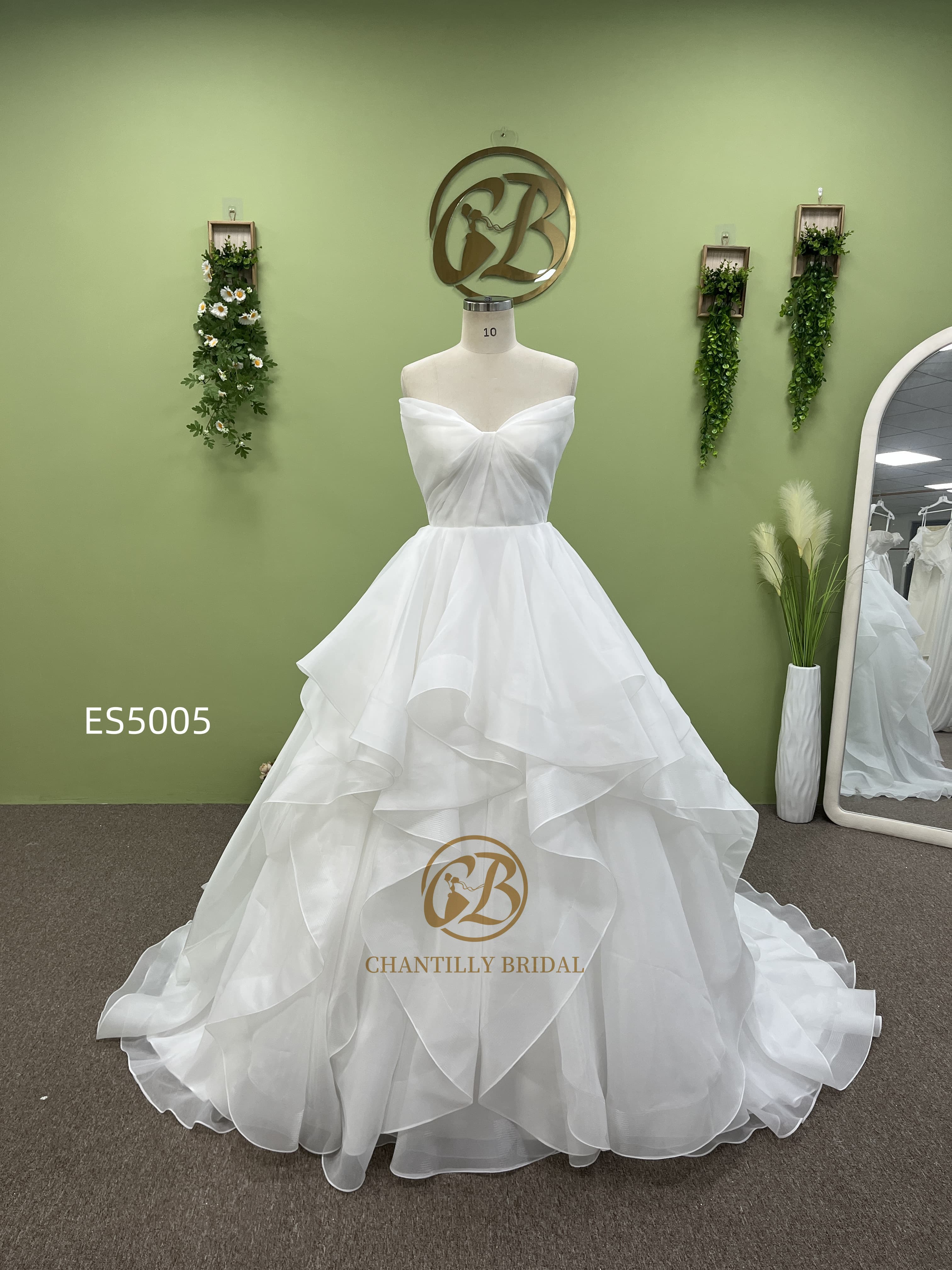 Chantilly Bridal  ES5005