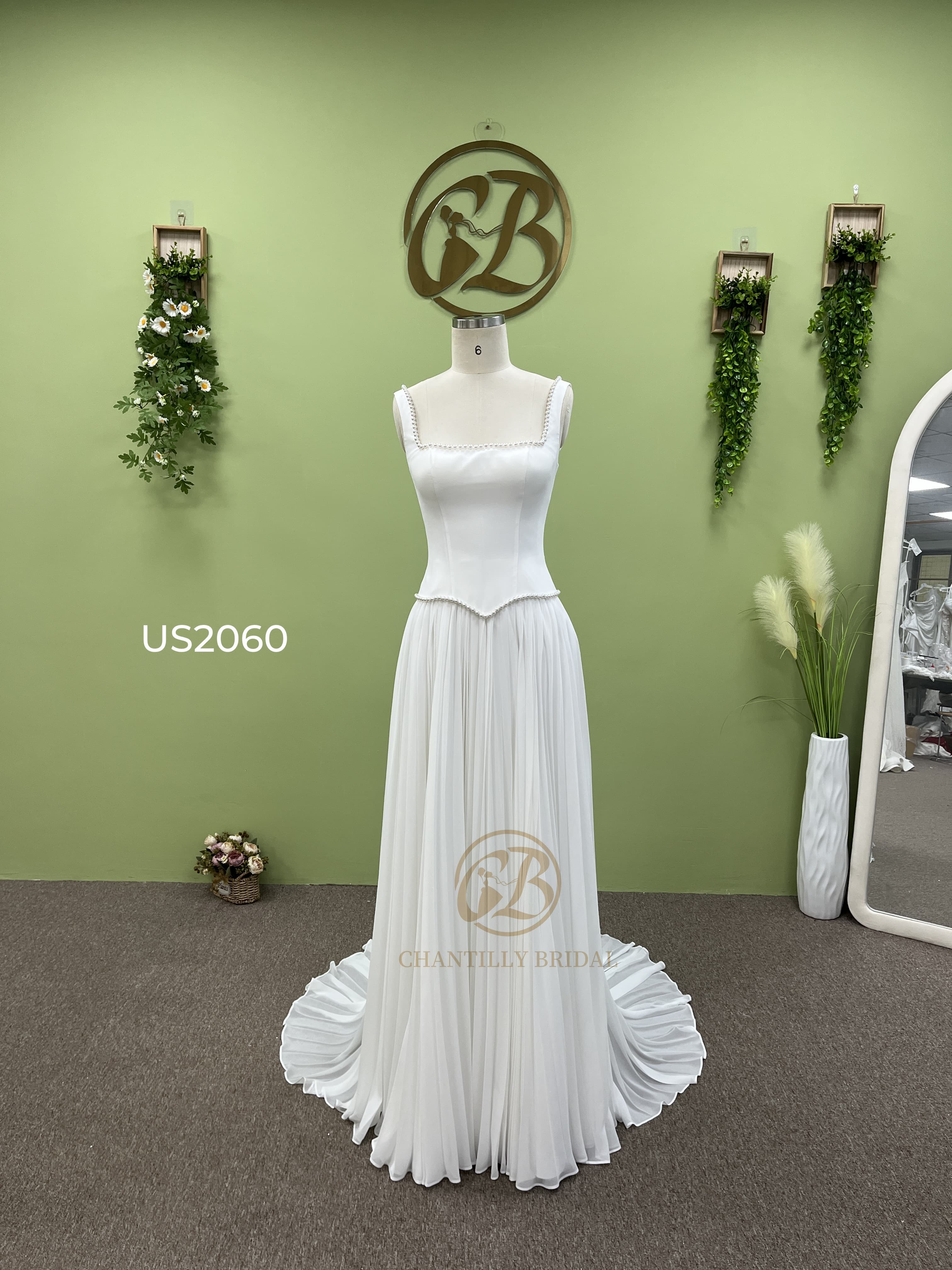 Chantilly Bridal  US2060