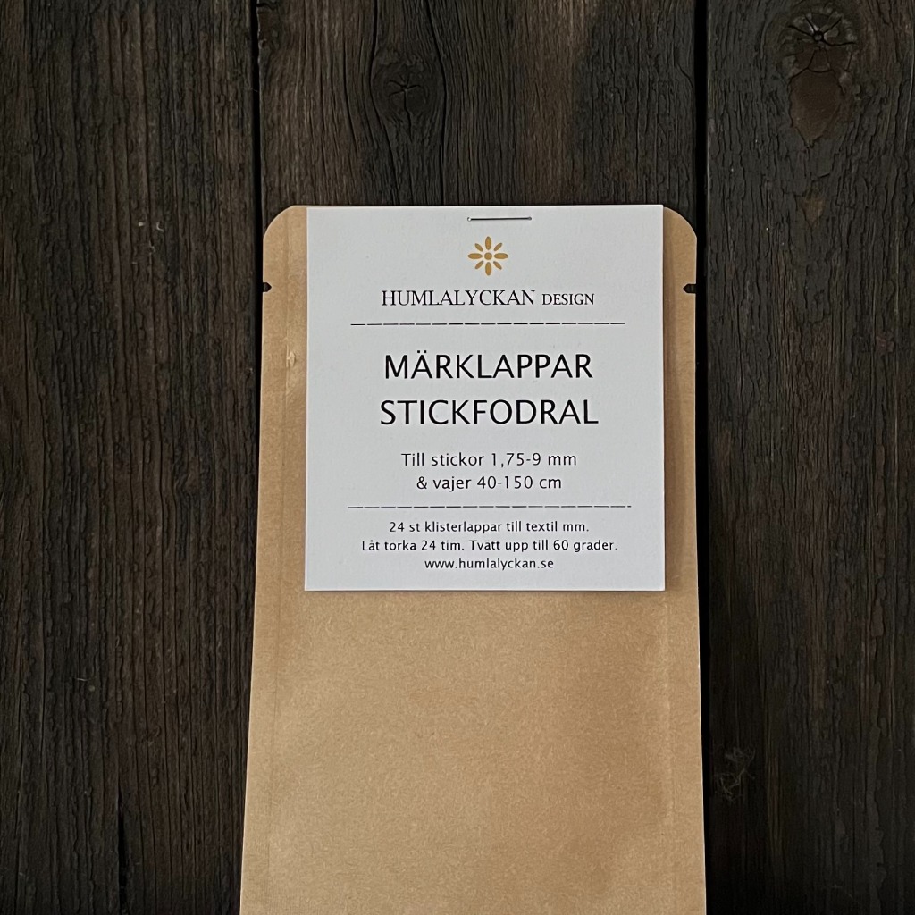 MÄRKLAPPAR TILL STICKFODRAL