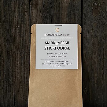 MÄRKLAPPAR TILL STICKFODRAL