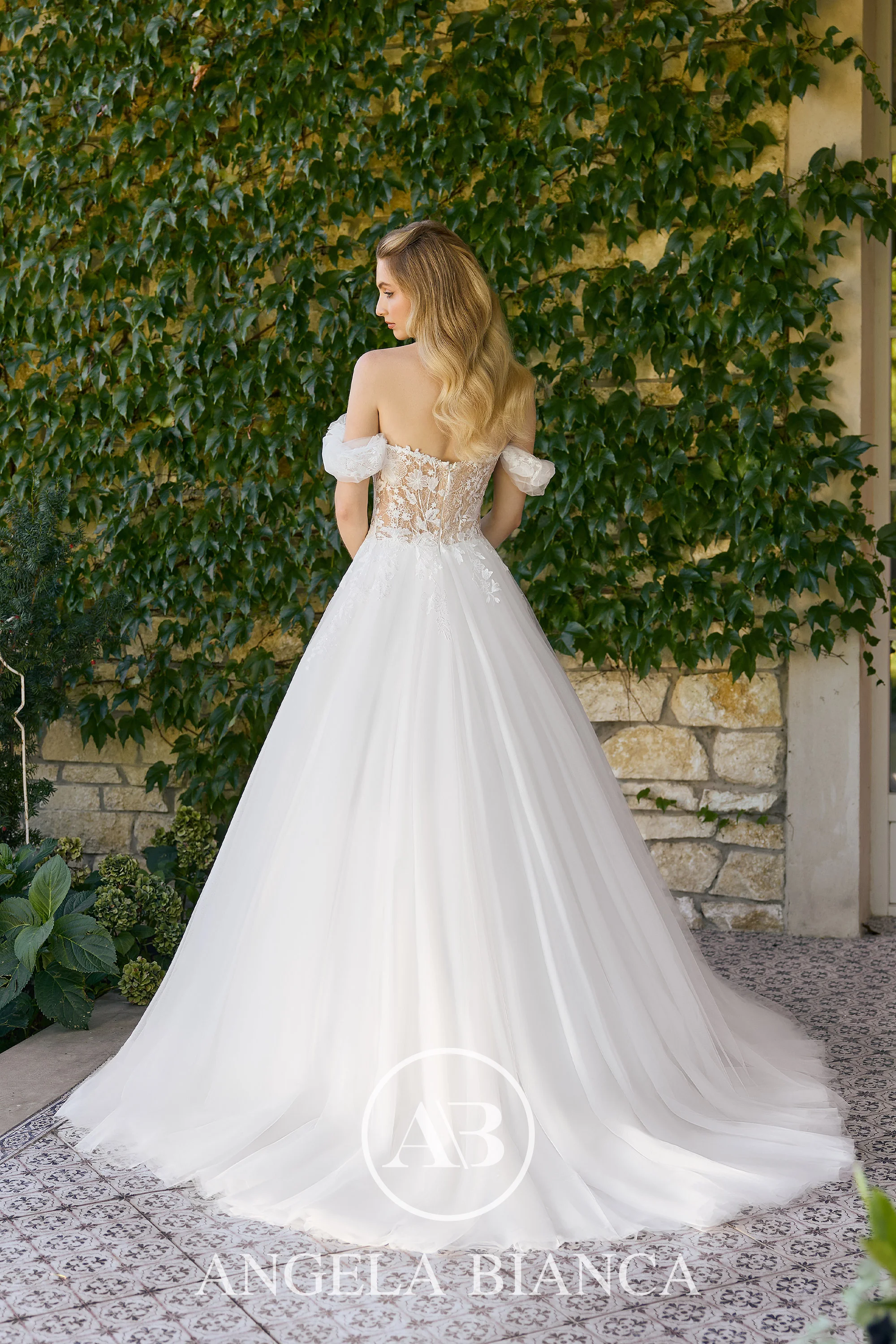 Angela Bianca 1146 - 3