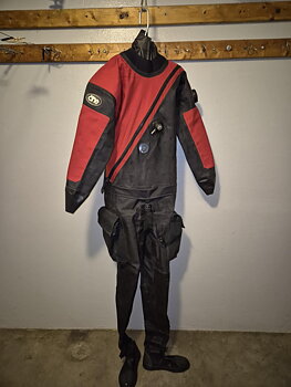 Ursuit Heavy Light Artic Diving, L