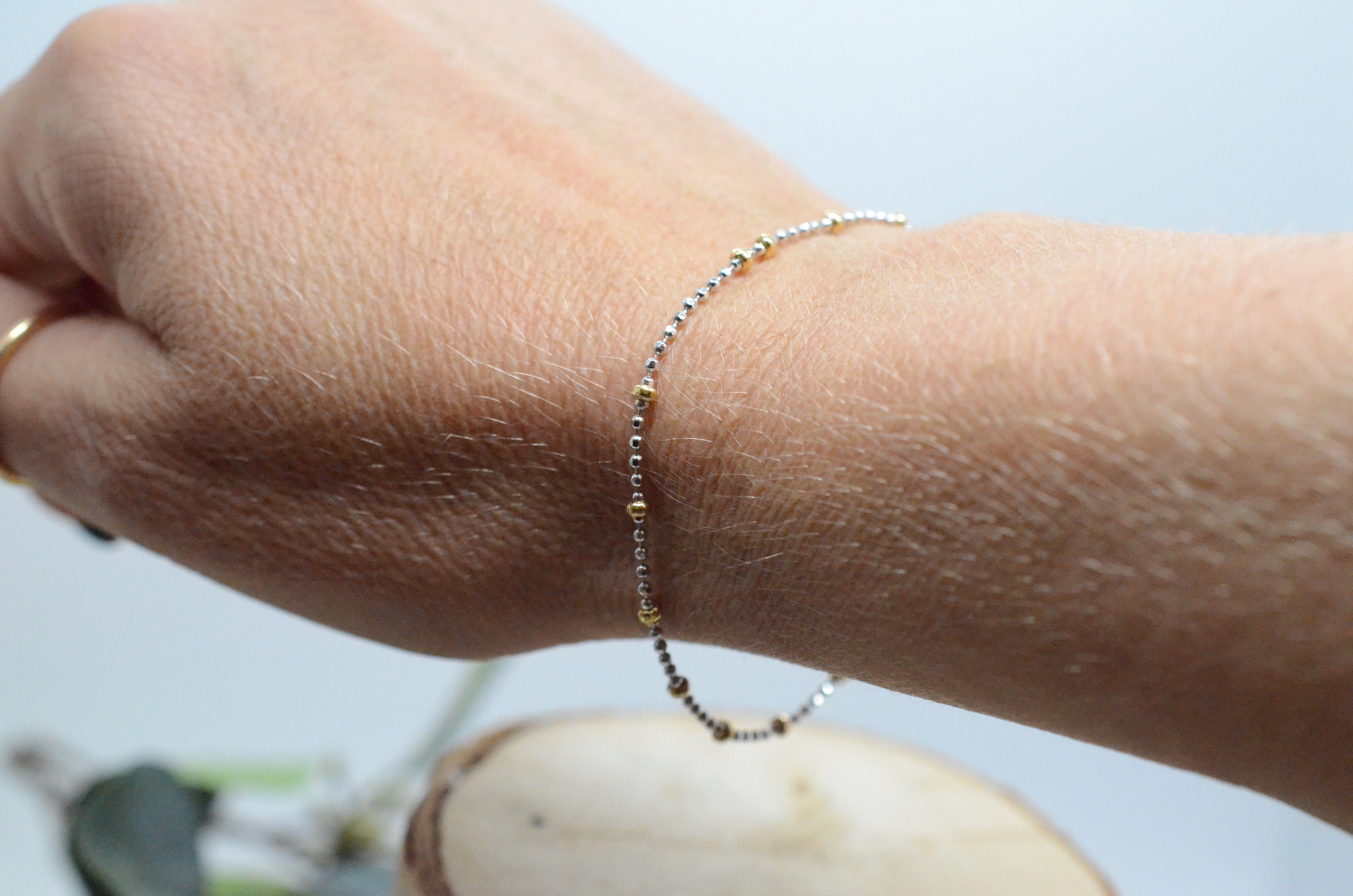 Second Hand 18k armband i vitguld 