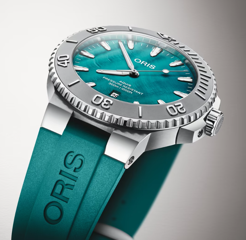 01 733 7789 4187-Set Oris Aquis Date New York Harbor Limited Edition II  43,5