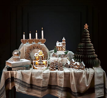 LED Lykta Pepparkaksby, 23 cm