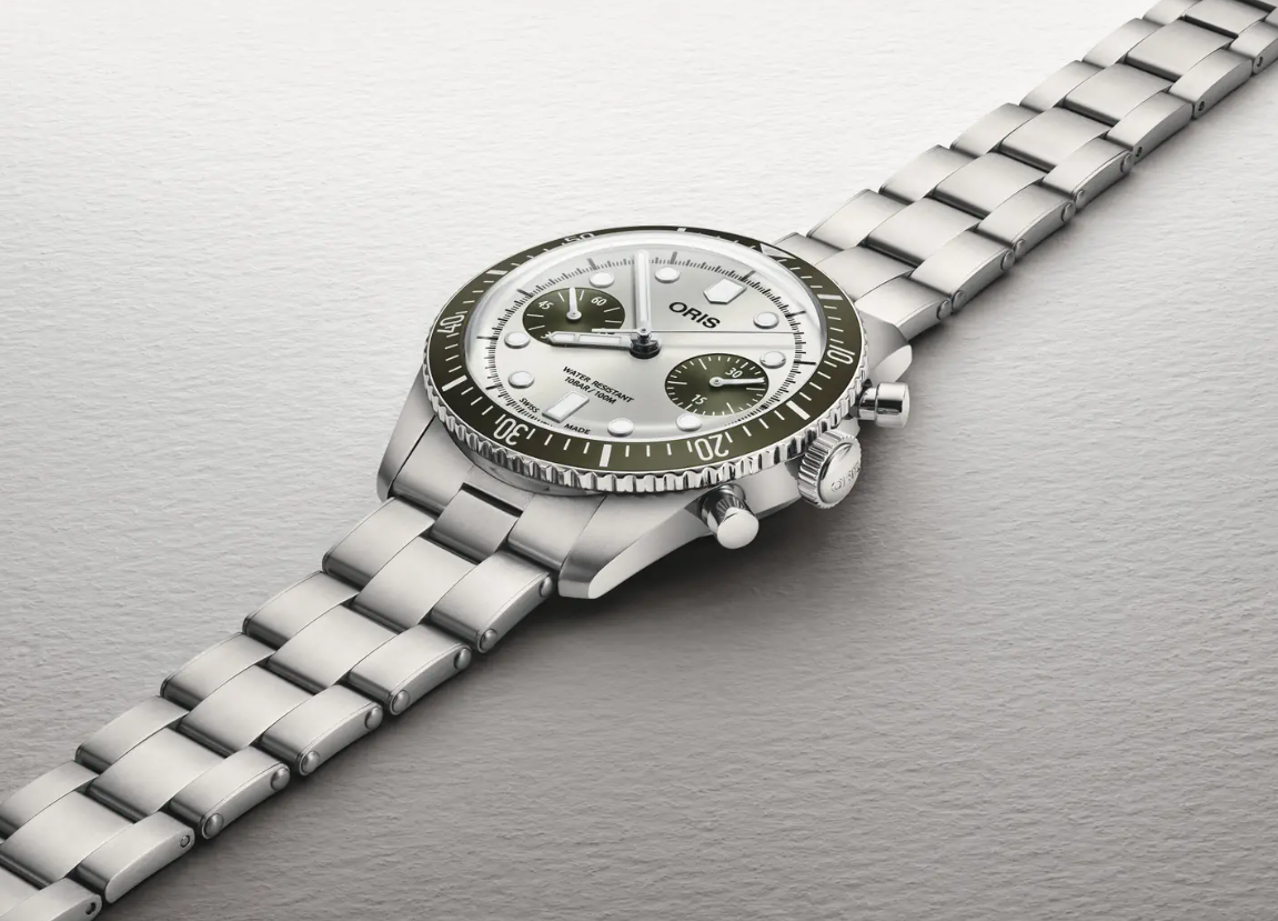 01 771 7791 4051-07 8 20 18 Oris Divers Sixty-Five Chronograph 40 grön