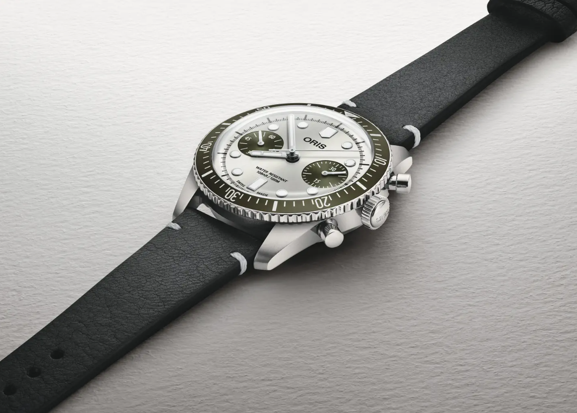 01 771 7791 4051-07 6 20 01 Oris Divers Sixty-Five Chronograph 40 grön