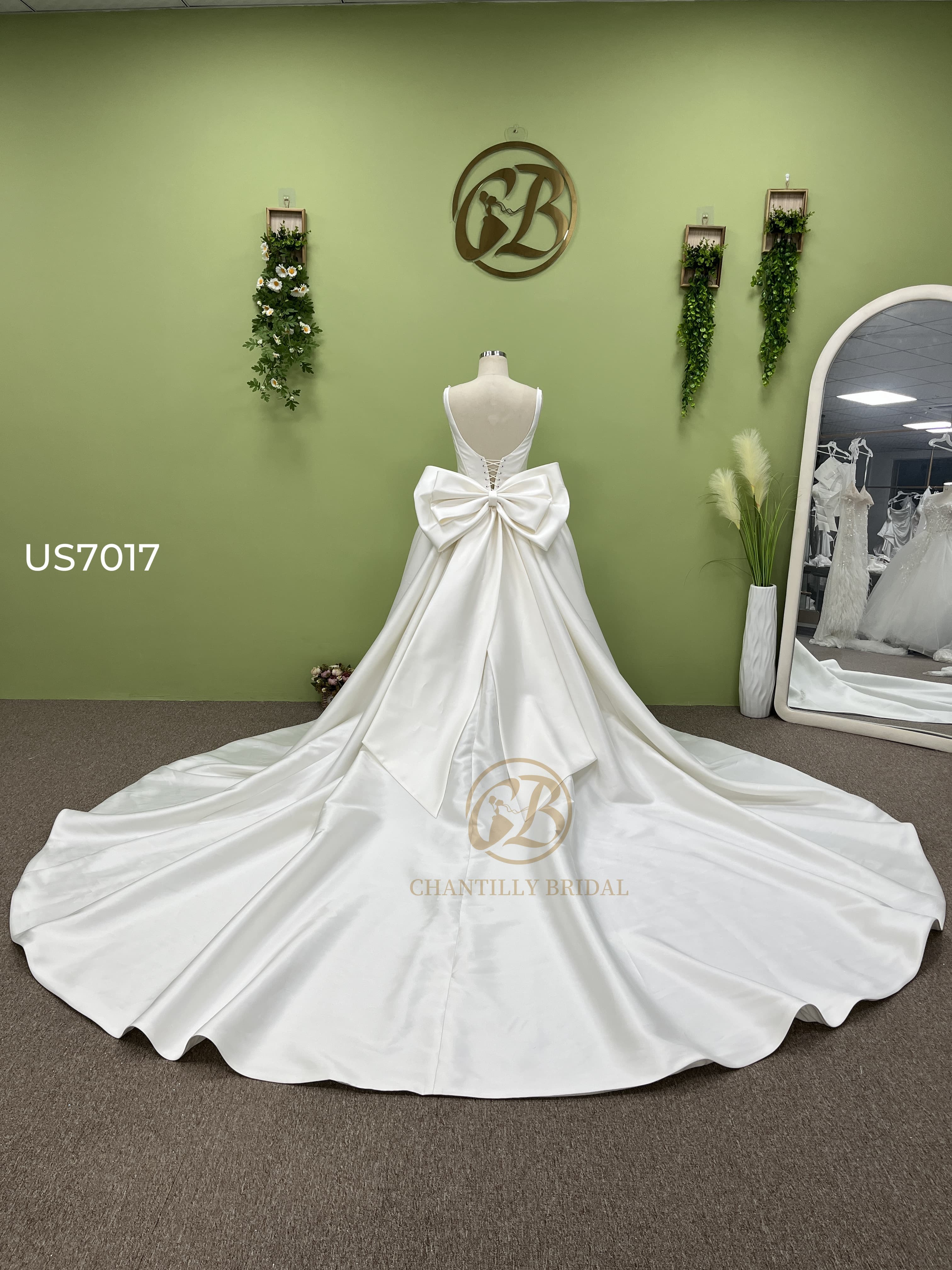 Chantilly Bridal  US7017 - 4