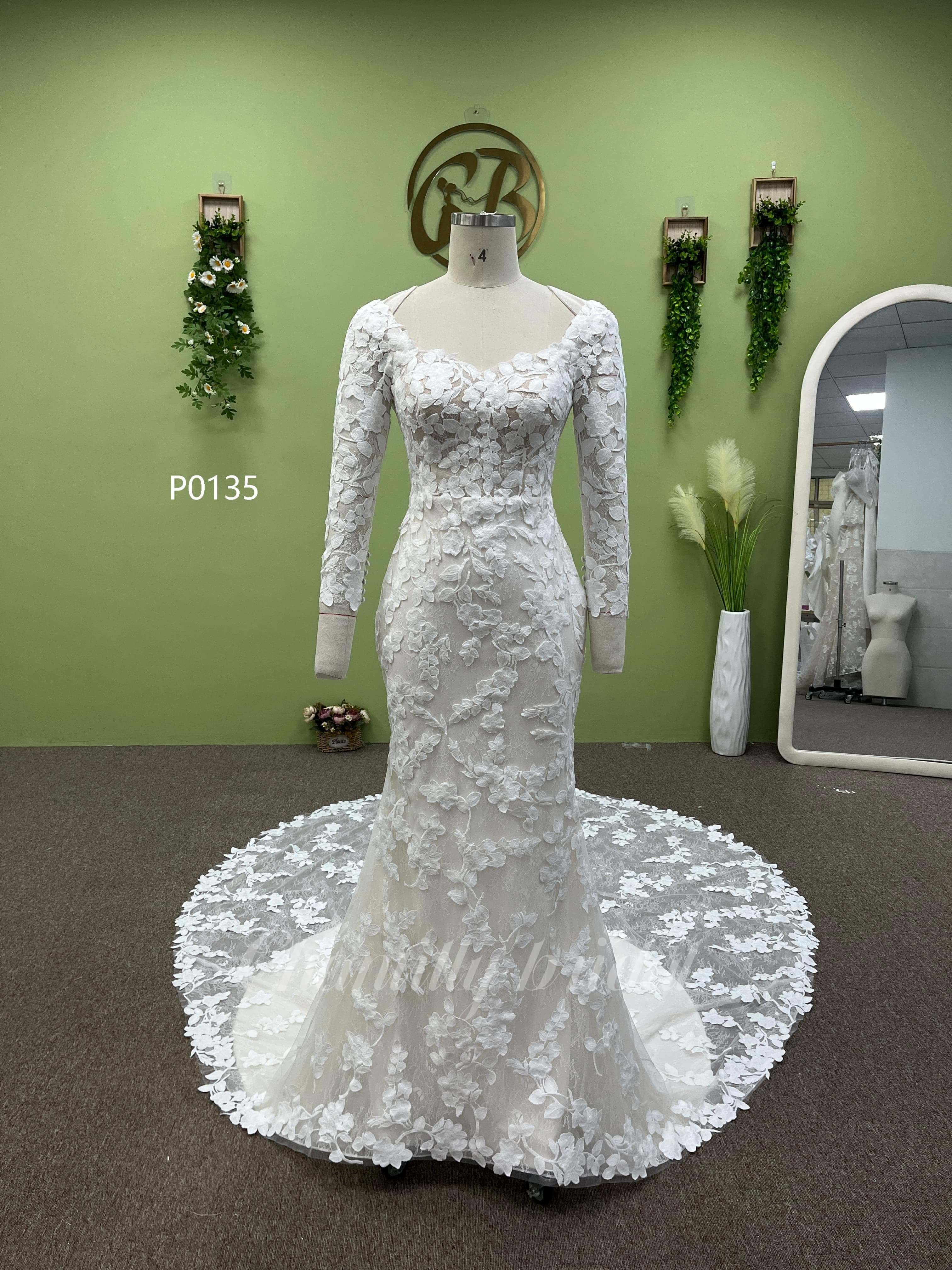 Chantilly Bridal  P0135