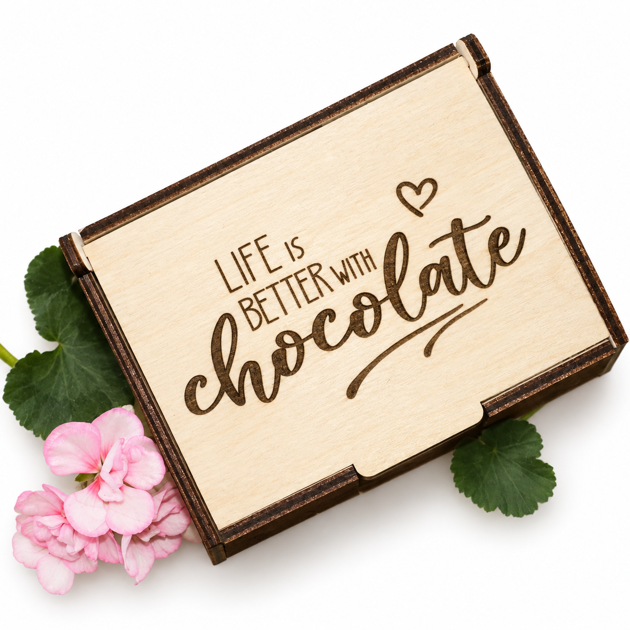 Liten chokladbox i trä ”Life is better with chocolate” | handgjord - 3