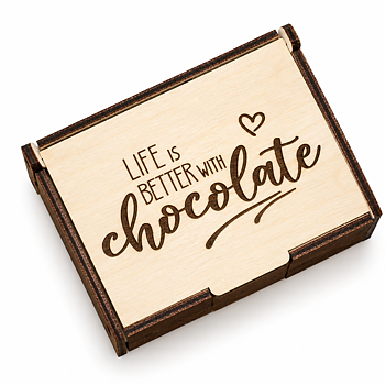 Liten chokladbox i trä ”Life is better with chocolate” | handgjord