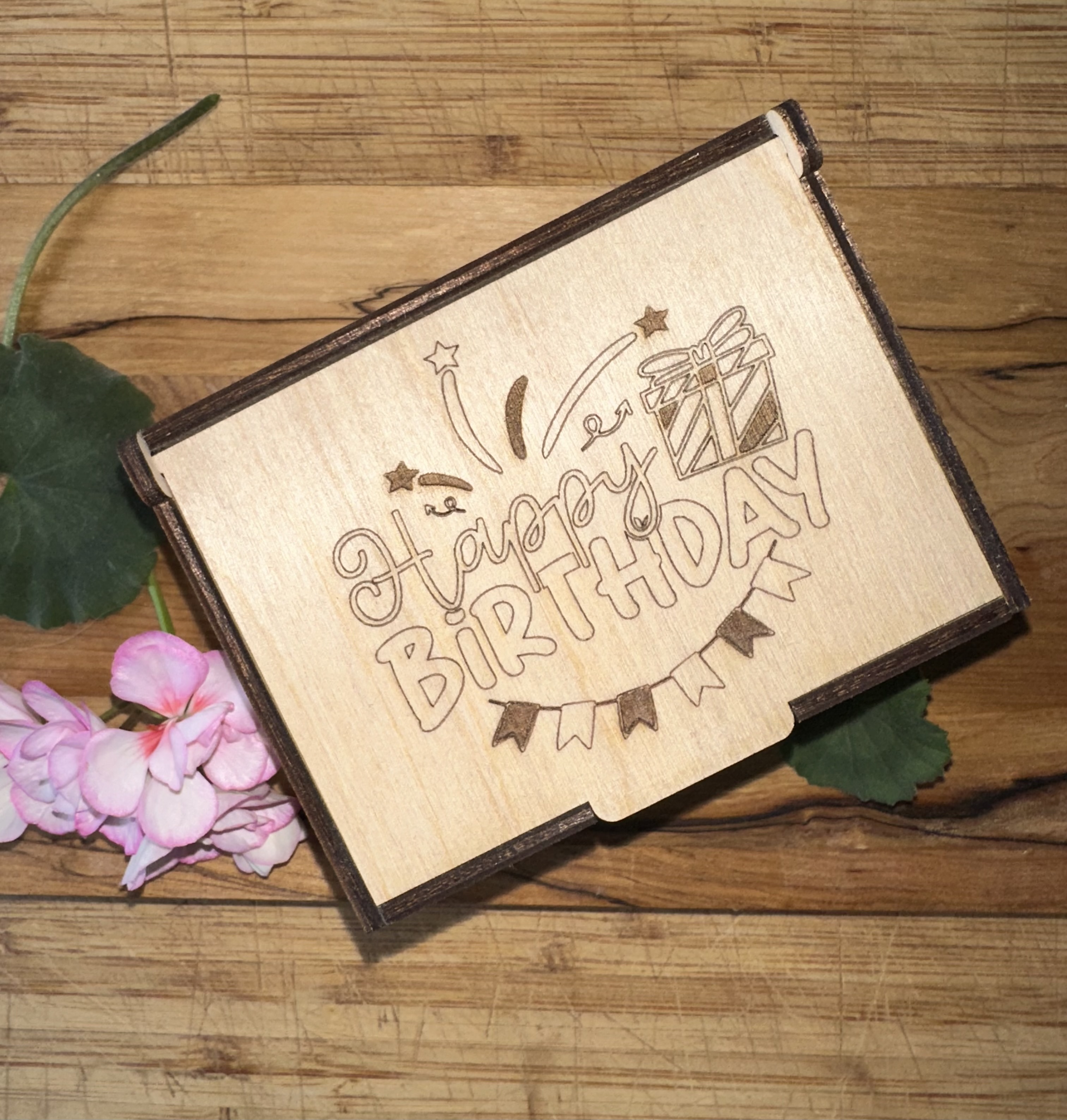 Liten ask  "Happy Birthday.."