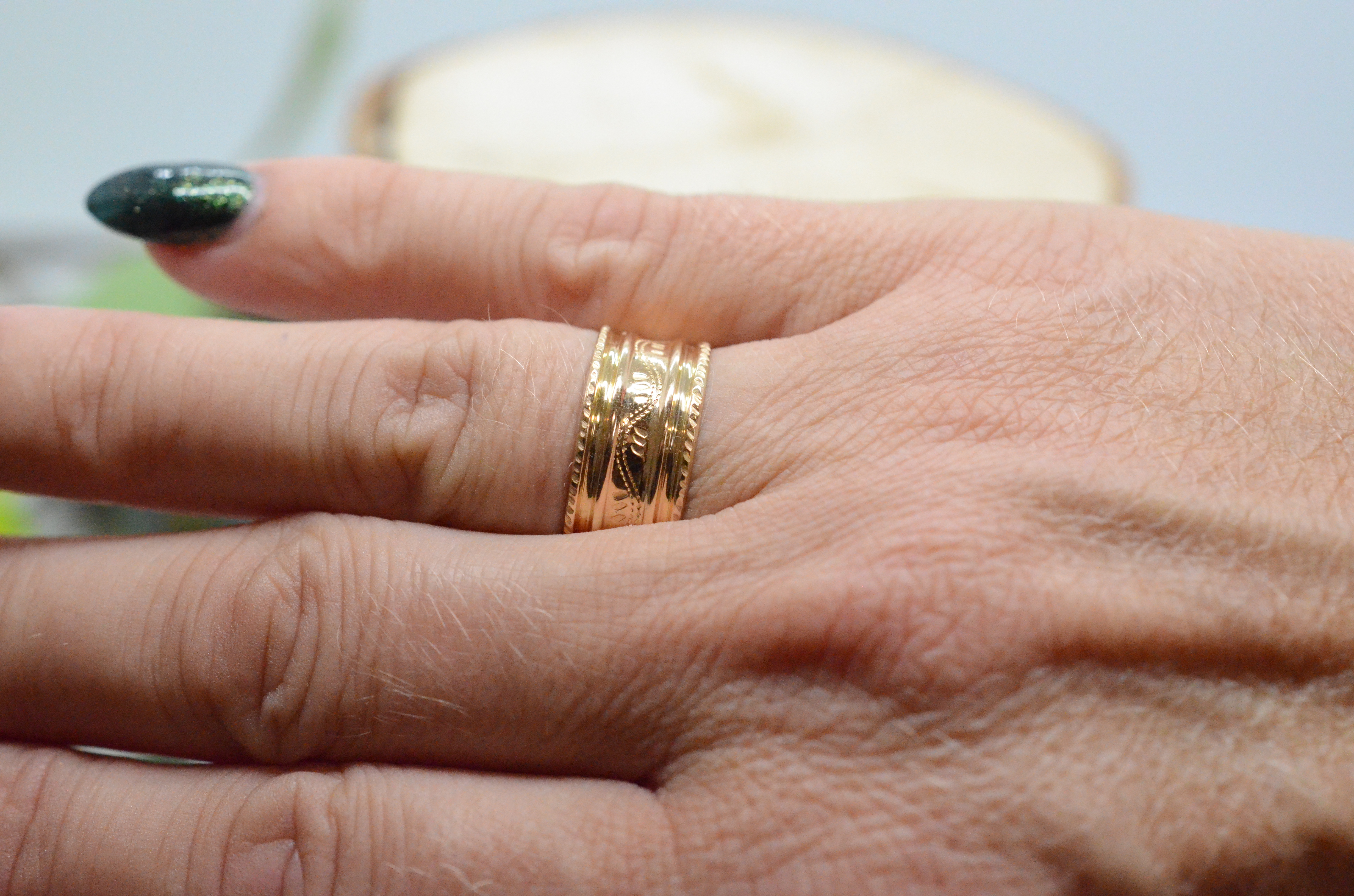 Vintage 18k patterned ring, 1992 - 4