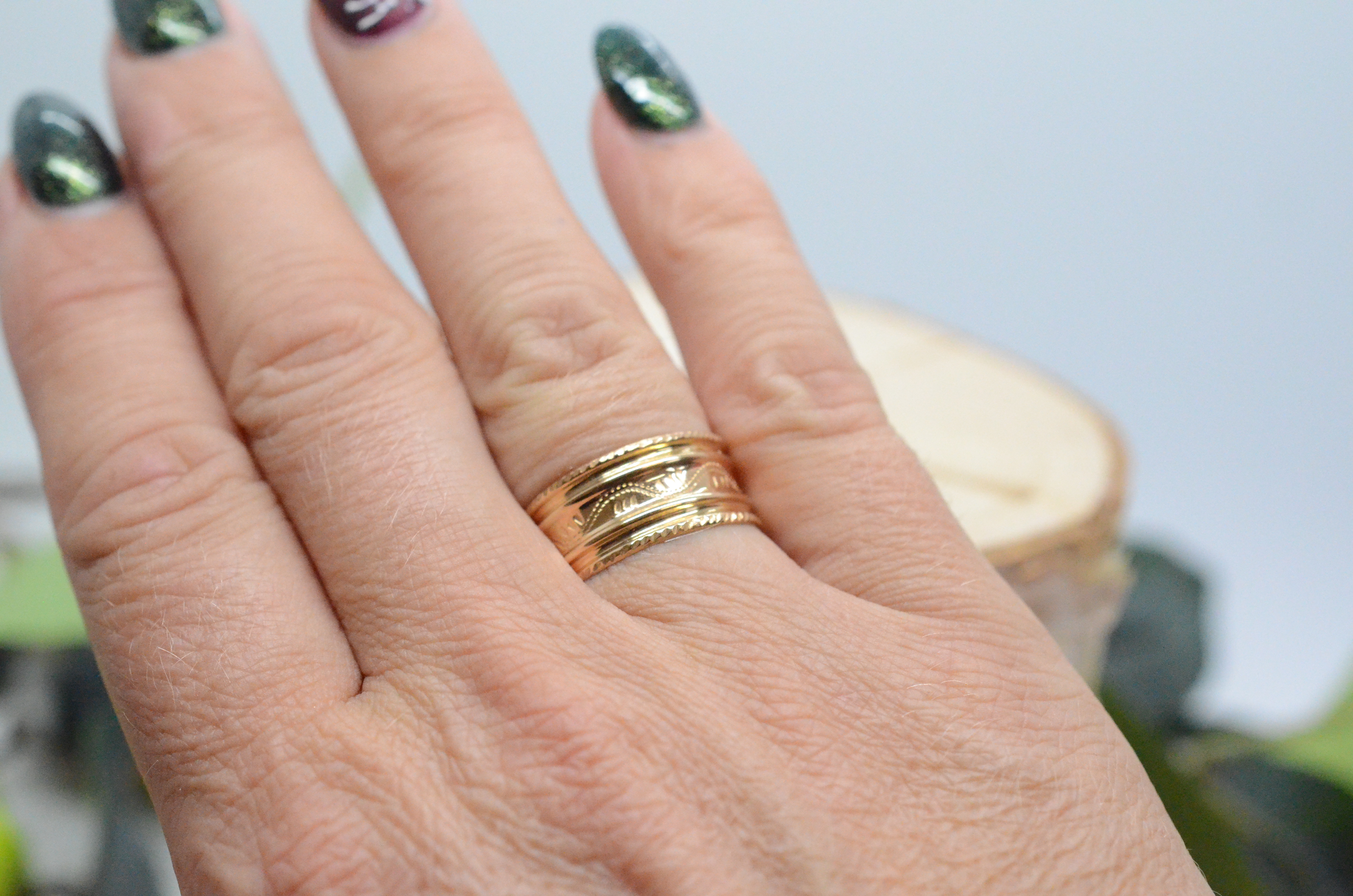 Vintage 18k patterned ring, 1992 - 3