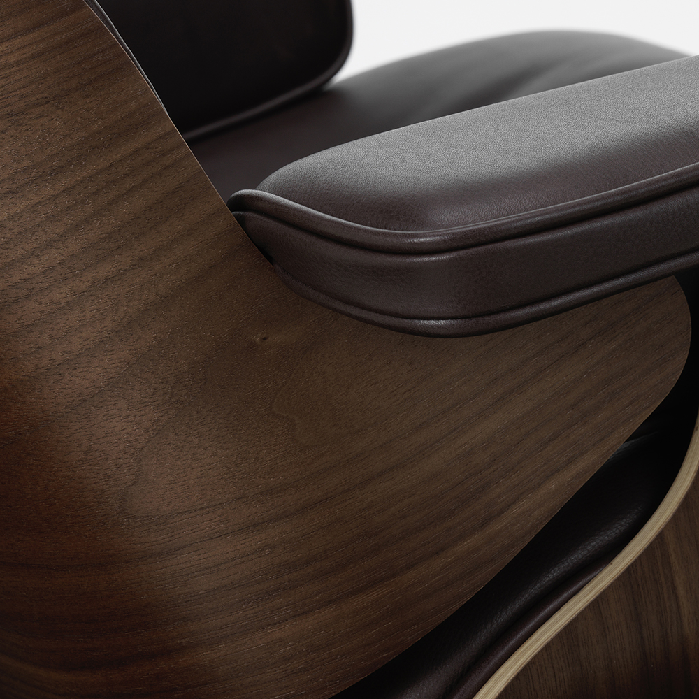 Eames Lounge Chair Fåtölj - Walnut Dark (läder) - Vitra - 5