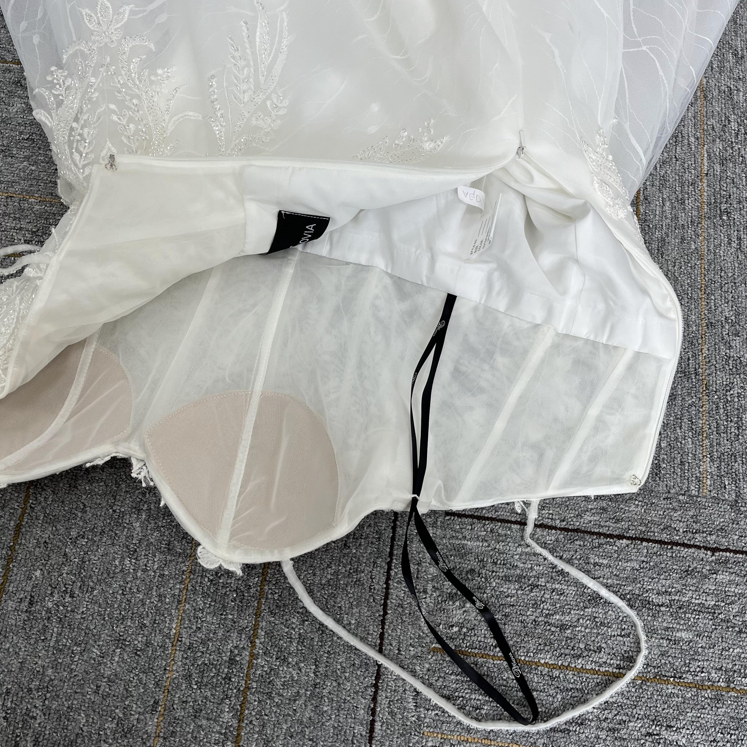 Dnnovia bridal AGD014 lagervara  - 3