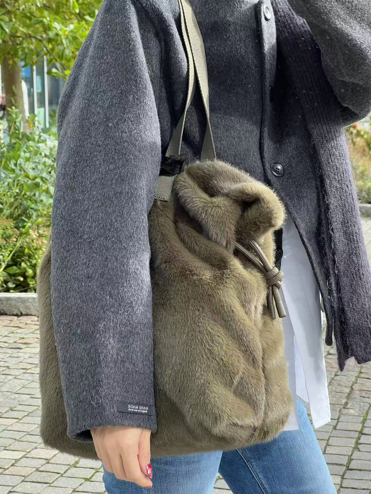 Tucano Milano Carry Fur Shopper Forest - 3