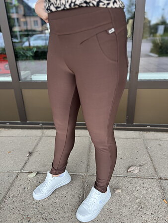 Chica London - Leggings med fickor Brun