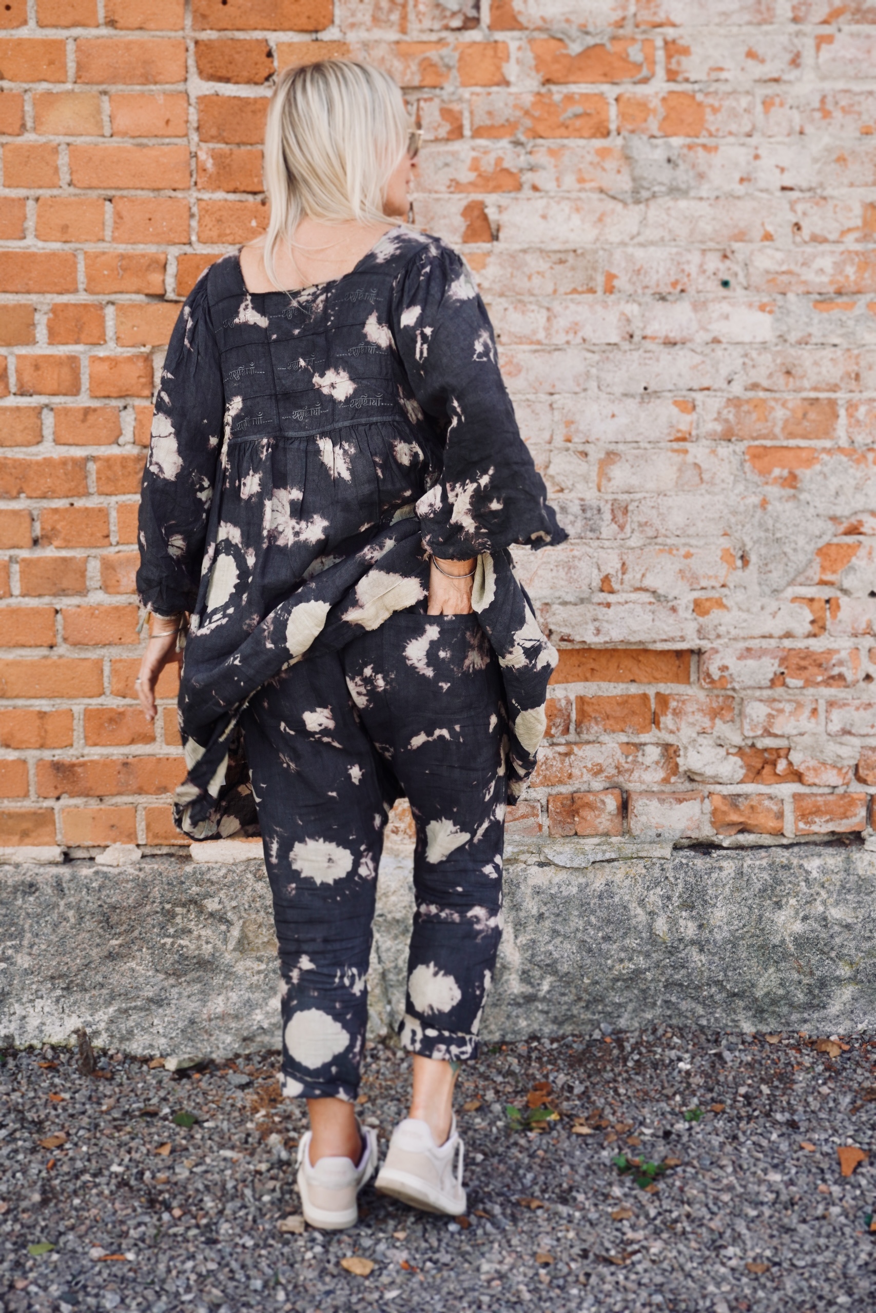 FEY  LINEN BATIK PANT CHARCOAL LATTE  - 7