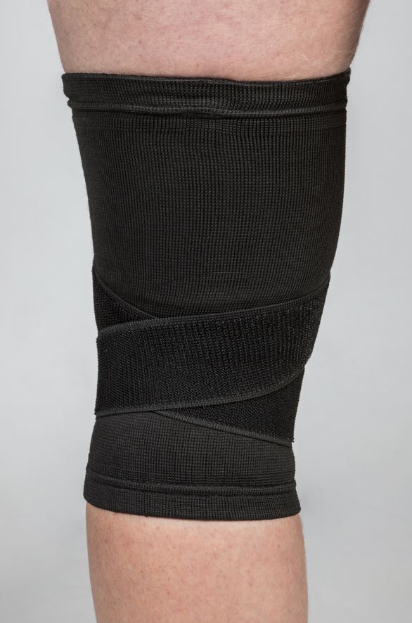 Back on Track STRAPZ Knee Brace - Black - breathability