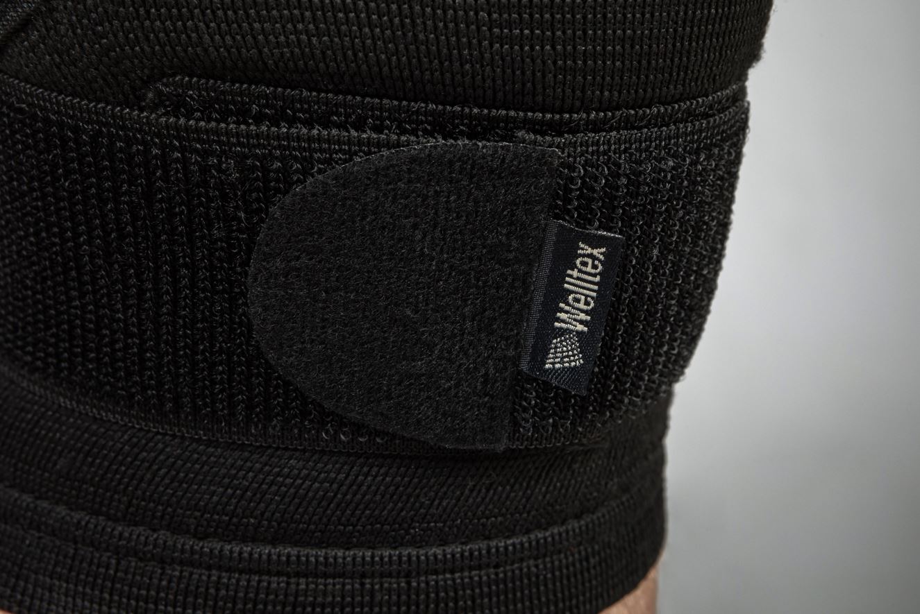 Back on Track STRAPZ Knee Brace - Black - adjustable