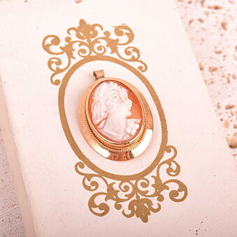 Caméhänge/brosch, Vintage