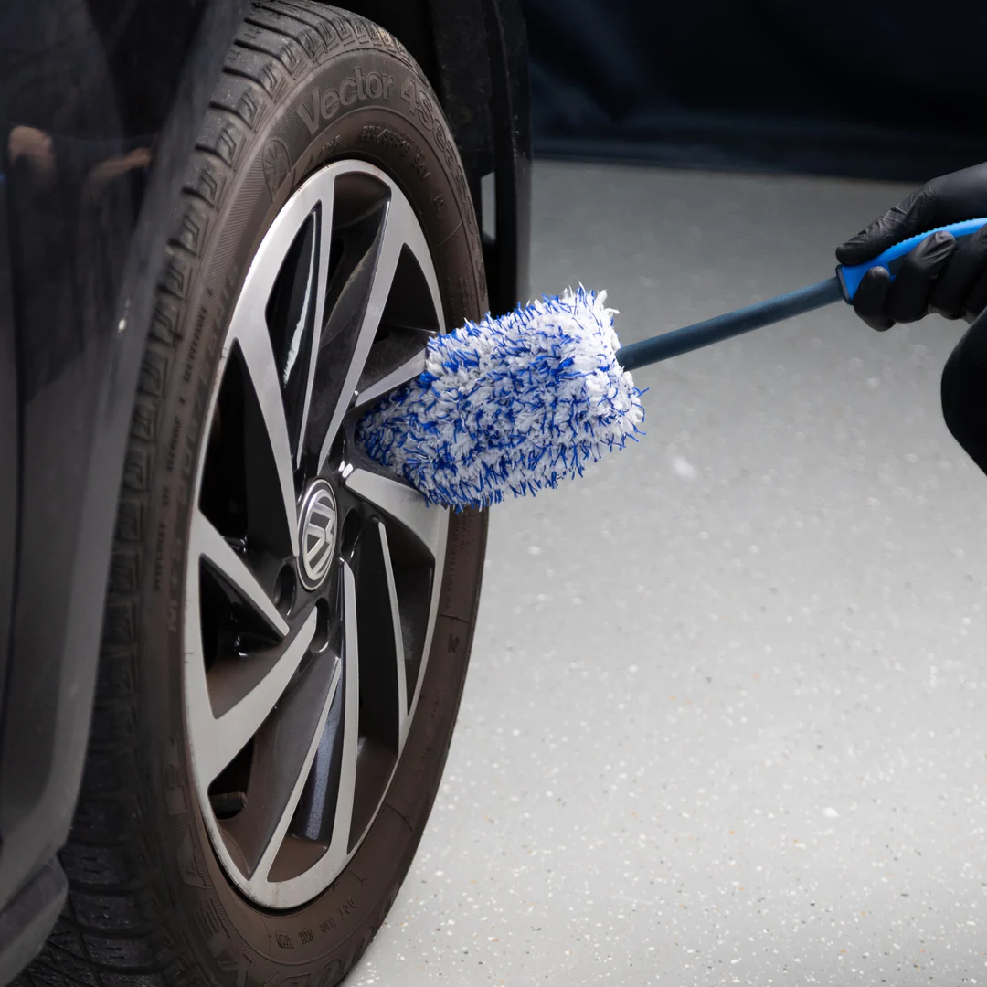 Slim Microfiber Wheel Brush