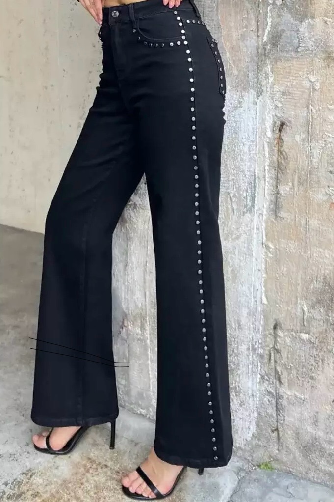 Qnuz - Jeans With Studs Black Denim